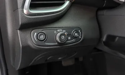 ChevroletGMDaewoo Trax 2018, 160268 км, за 3767.85 USD - фото 17