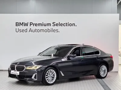 BMW 5-Series · 2023 год