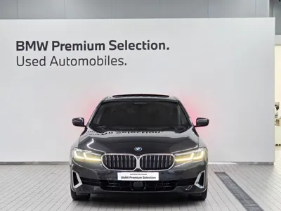 BMW 5-Series 2023, 39720 км, за 23171.85 USD