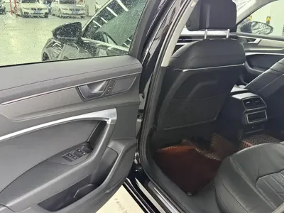 Audi A6L 2021, 46000 км, за 23191.72 USD