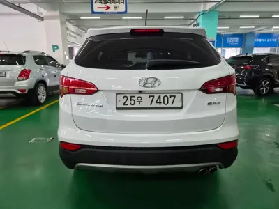 Hyundai Santafe 2013, 129000 км, за 6449.51 USD