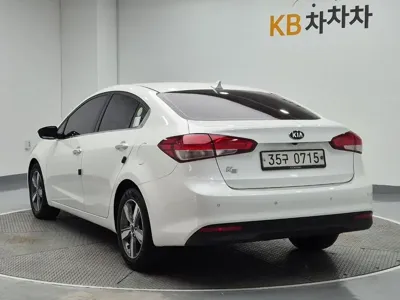 Kia K3 2016, 73094 км, за 6635.45 USD