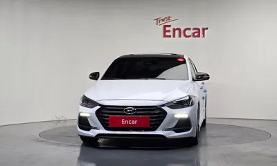 Hyundai Avante 2018, 129245 км, за 8262.83 USD