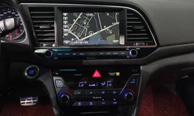 Hyundai Avante 2018, 129245 км, за 8205.33 USD - фото 13