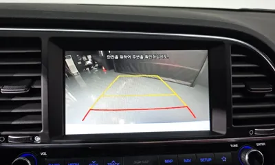 Hyundai Avante 2018, 129245 км, за 8205.33 USD - фото 15
