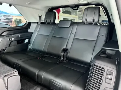 Toyota Sequoia 2023, 32000 км, за 102705.48 USD - фото 11