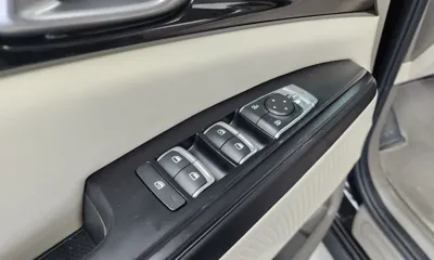 Kia Canival 2023, 58172 км, за 16612.39 USD - фото 26