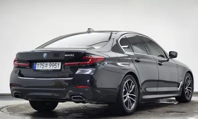 BMW 5-Series 2023, 53108 км, за 23959.56 USD