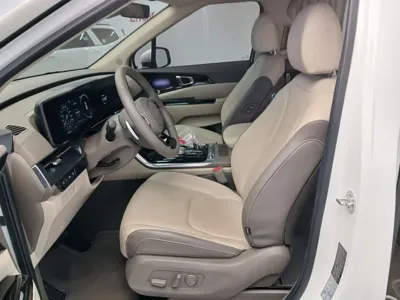 Kia Canival 2023, 51527 км, за 21358.33 USD - фото 9
