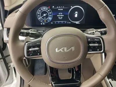 Kia Canival 2023, 51527 км, за 21358.33 USD - фото 12