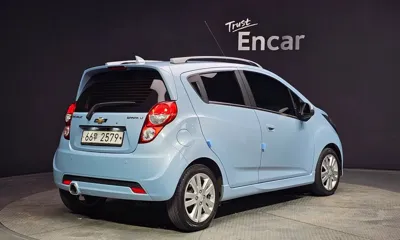 ChevroletGMDaewoo Spark 2015, 91665 км, за 2561.74 USD