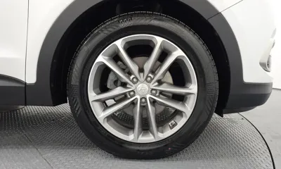 Hyundai Santafe 2016, 128311 км, за 7601.8 USD