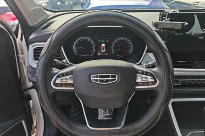 Geely Auto Vision X6 2020, 91400 км, за 7644 USD - фото 13