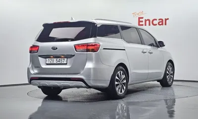 Kia Canival 2015, 209210 км, за 3835.4 USD