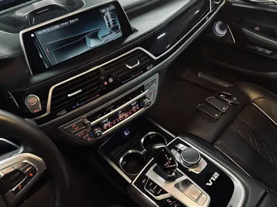 BMW 7-Series 2017, 36703 км, за 29497.94 USD - фото 6