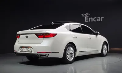 Kia K7 2017, 91447 км, за 8402.26 USD