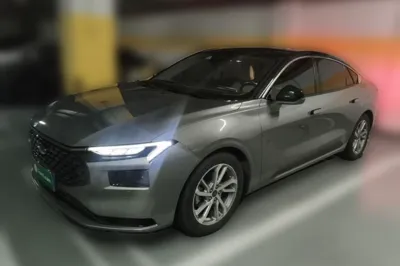 Ford Mondeo · 2022 год