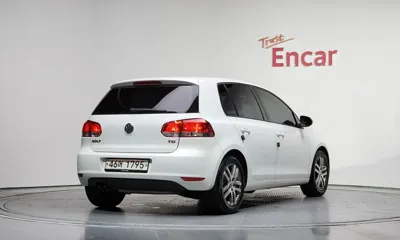 Volkswagen Golf 2012, 56364 км, за 4810.5 USD