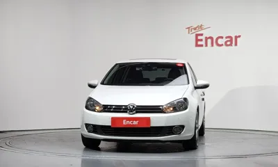 Volkswagen Golf 2012, 56364 км, за 4810.5 USD