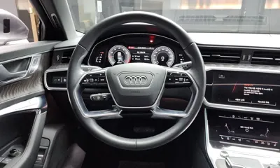 Audi A6 2023, 52621 км, за 28244.87 USD - фото 13