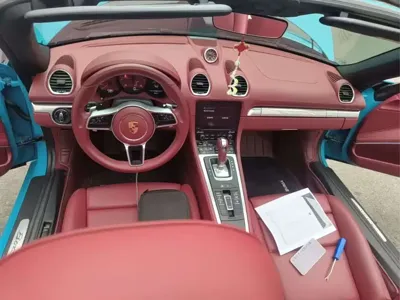 Porsche 718 2020, 30000 км, за 49284.75 USD
