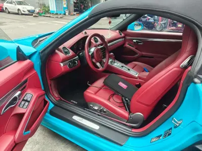 Porsche 718 2020, 30000 км, за 49284.75 USD