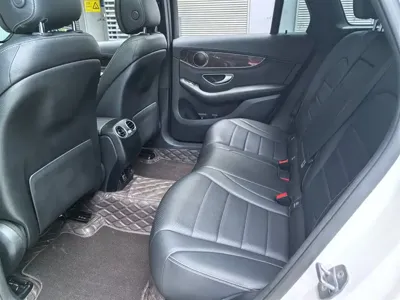 Mercedes-Benz GLC 2018, 129800 км, за 15567.68 USD