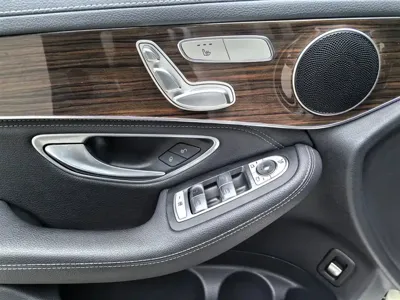 Mercedes-Benz GLC 2018, 129800 км, за 15567.68 USD - фото 6