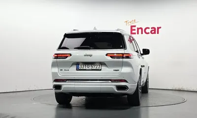 Jeep Cherokee 2022, 48120 км, за 32720.81 USD