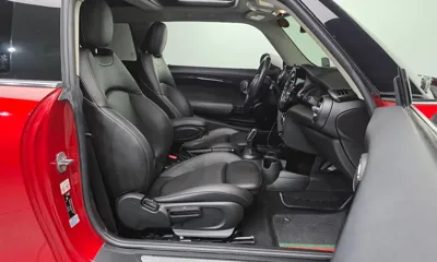 MINI Cooper 2018, 72807 км, за 7351.98 USD - фото 26