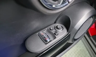 MINI Cooper 2018, 72807 км, за 7351.98 USD - фото 28