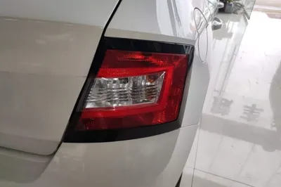 Skoda Fabia 2017, 15300 км, за 6708 USD - фото 9