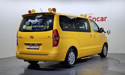 Hyundai Starex 2018, 95417 км, за 8192.93 USD
