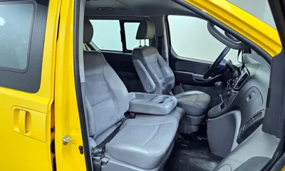Hyundai Starex 2018, 95417 км, за 8192.93 USD - фото 12