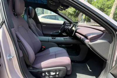 Xiaomi Auto SU7 2026, 100 км, за 48745 USD - фото 15