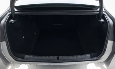 BMW 7-Series 2025, 11300 км, за 93159.66 USD - фото 9