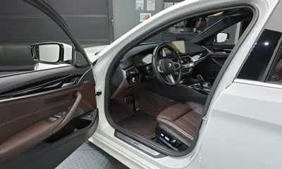 BMW 5-Series 2022, 21868 км, за 33876.24 USD - фото 10