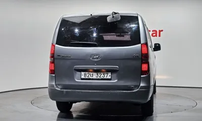 Hyundai Starex 2012, 76871 км, за 5005.52 USD