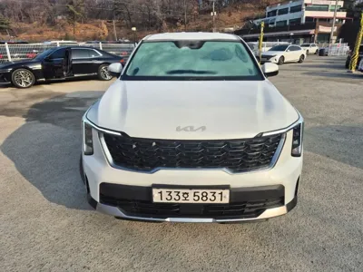 Kia Sorento 2025, 4700 км, за 65000.3 USD