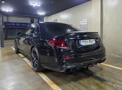 Mercedes-Benz E-Class 2018, 99000 км, за 32247.57 USD
