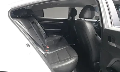 Hyundai Avante 2017, 174106 км, за 4293.52 USD - фото 12