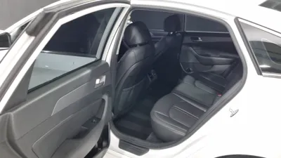 Hyundai Sonata 2019, 143496 км, за 6494.18 USD - фото 11