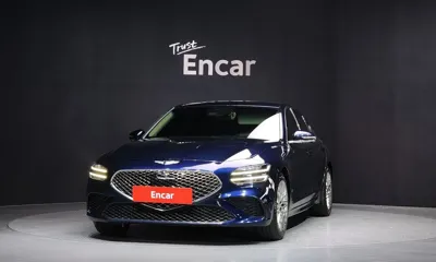 Genesis G70 2021, 131993 км, за 15091.24 USD
