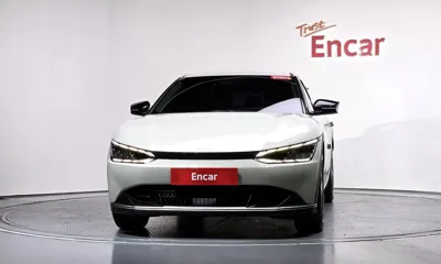 Kia EV6 2022, 30016 км, за 21257.22 USD