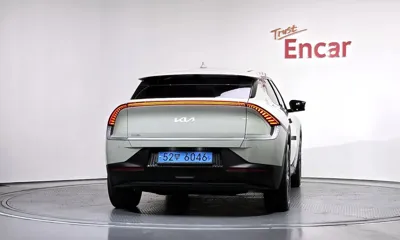 Kia EV6 2022, 30016 км, за 21257.22 USD