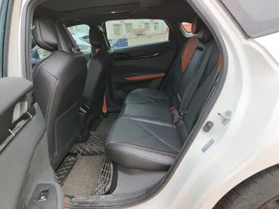 Changan UNI-V 2022, 50300 км, за 8725.55 USD - фото 17