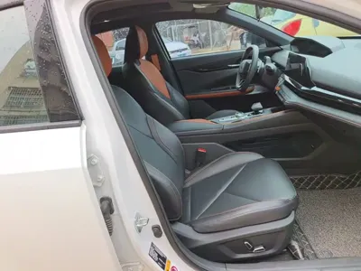 Changan UNI-V 2022, 50300 км, за 8725.55 USD - фото 25