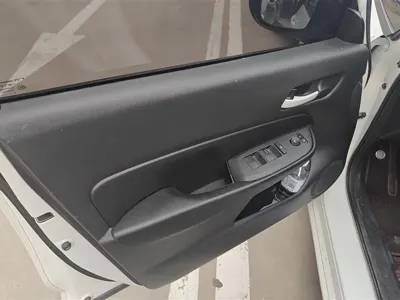 Honda Fit 2021, 52000 км, за 7916.27 USD - фото 7