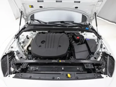 Volvo V60 2025, 3320 км, за 33149.53 USD - фото 6