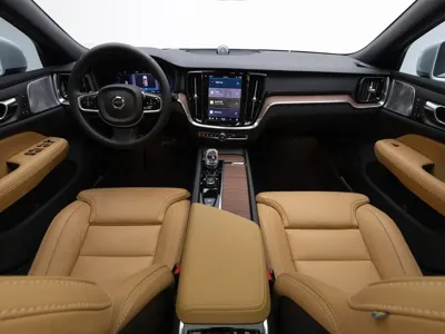 Volvo V60 2025, 3320 км, за 33149.53 USD - фото 7